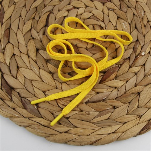 Шнурок плоский с наконечником Жёлтый, ш.8 мм, дл.130 см - фото 52702